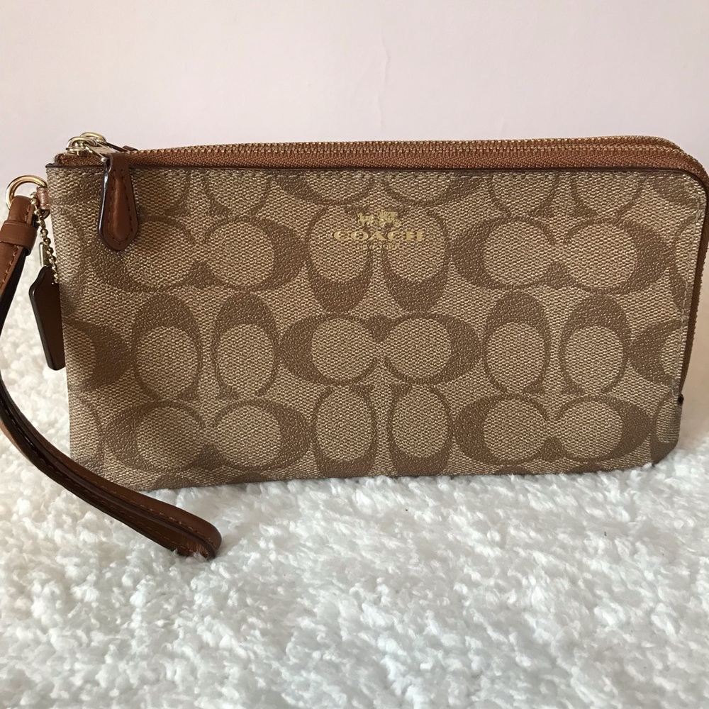 Coach Large Double Zip Wristlet